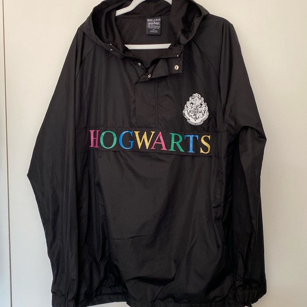 Boxlunch Harry Potter Hogwarts Hoodie Pullover Rain Jacket Windbreaker Black XL